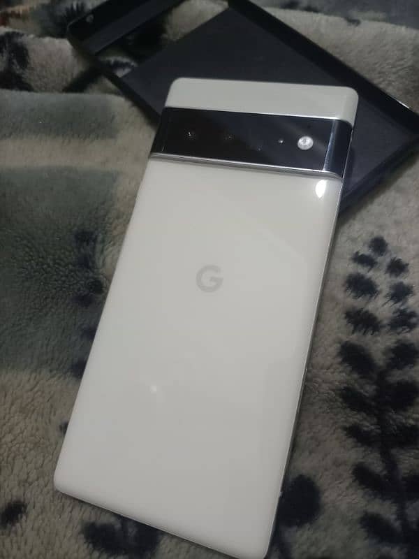 Google pixel 6 pro 12/128 pure white color. ( non pta ) 0