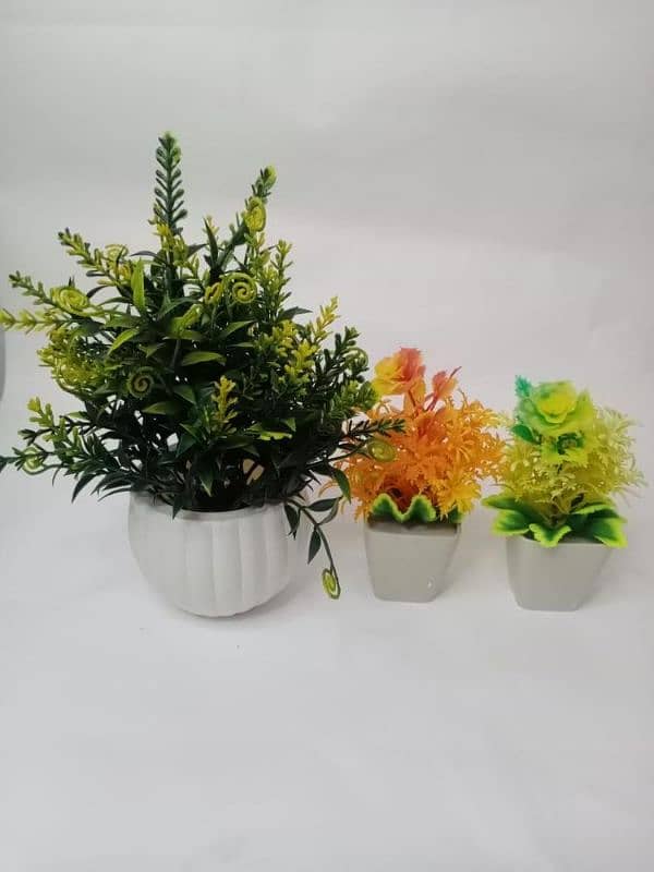 Artificial ceramic plant with mini plants pack of 3 1