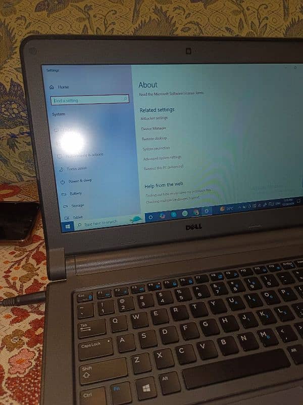 Dell laptop new kadeshan  batri charjer orjnal 7