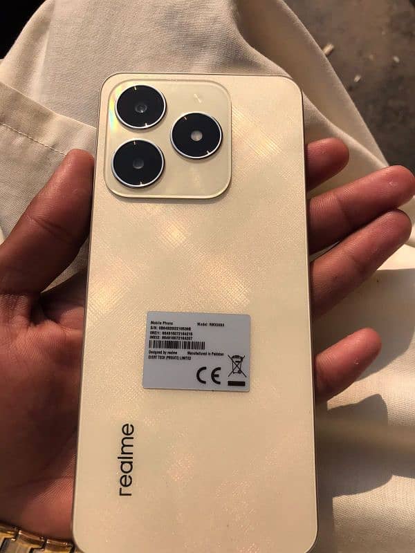 Realme c61 0