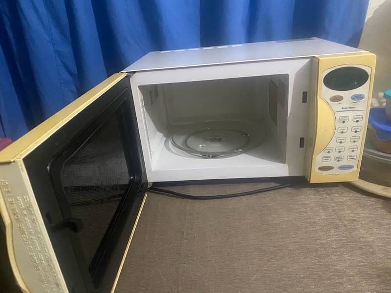 touch microwave 4