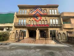 5 Marla Brand new houses for sale in johar town