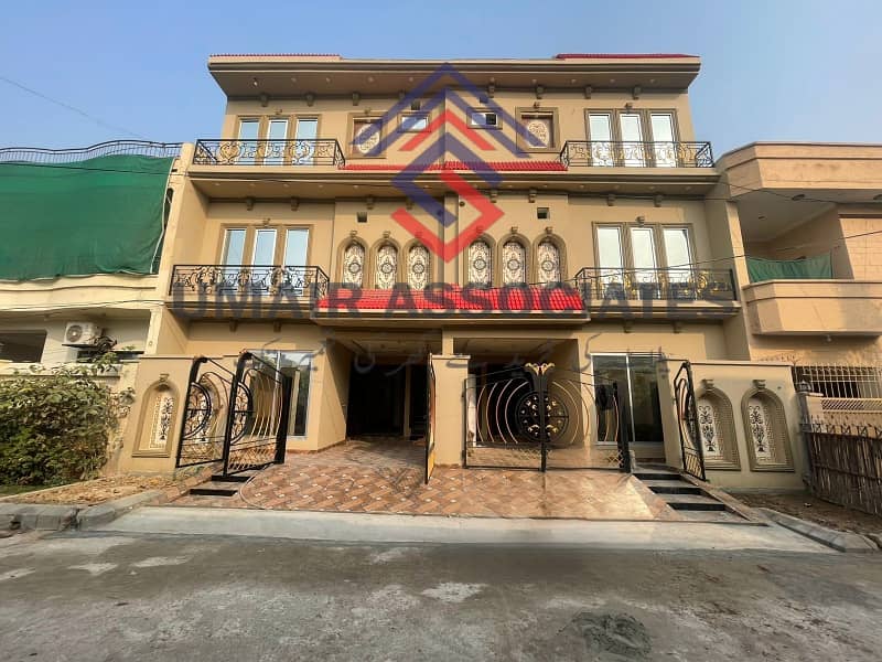 5 Marla Brand new houses for sale in johar town 0