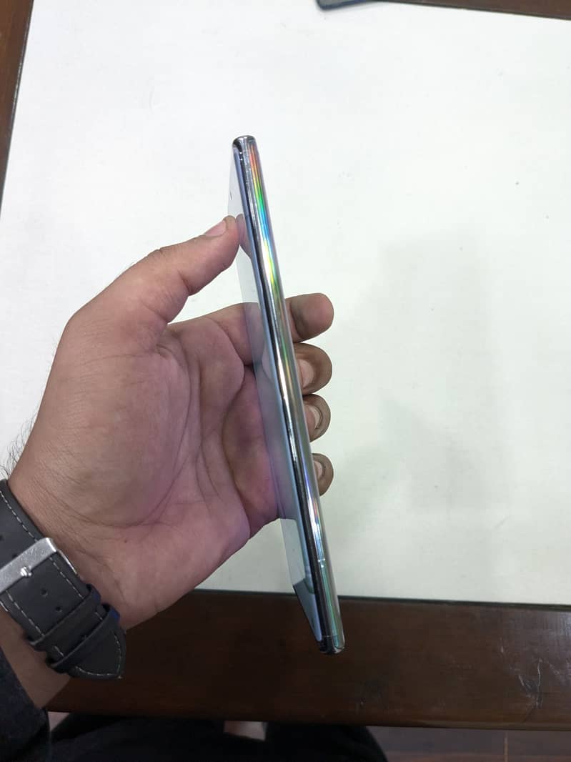 Samsung Mobile Note 10 Plus 7