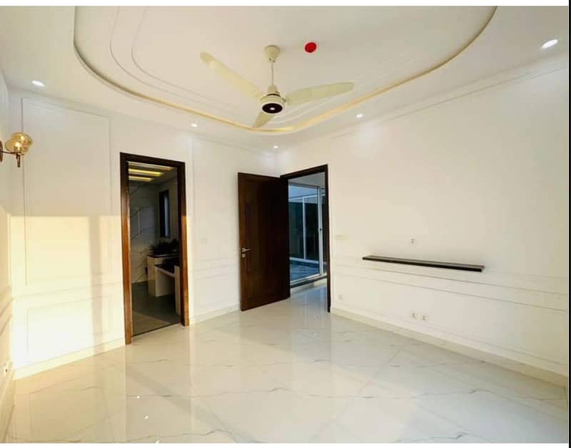 10 Marla House Less Then Rent Available In DHA Phase 3, Block XX Lahore. 16