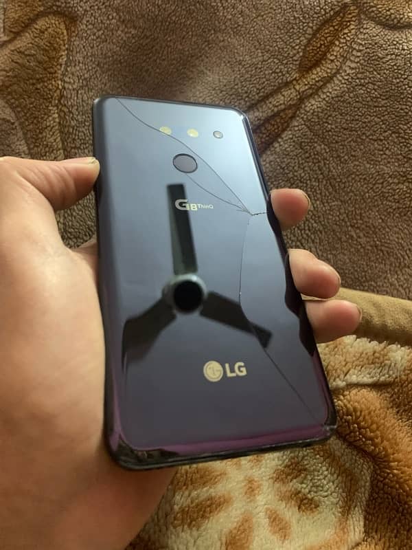 lg g8thinq 6/128 pta 2