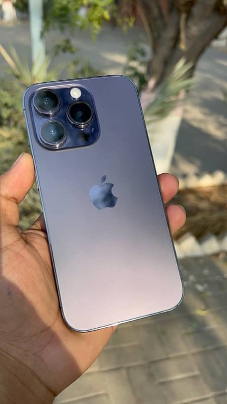 I phone 14 pro 128 GB fectory unlock 0