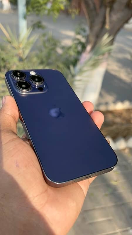 I phone 14 pro 128 GB fectory unlock 1