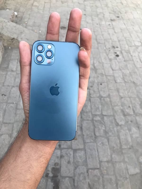 iPhone 12pro 8