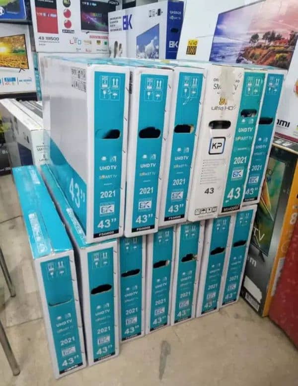 43 INCHESS SAMSUNG'S SMRT LED UHD TV 3 year warranty O3020482663 2