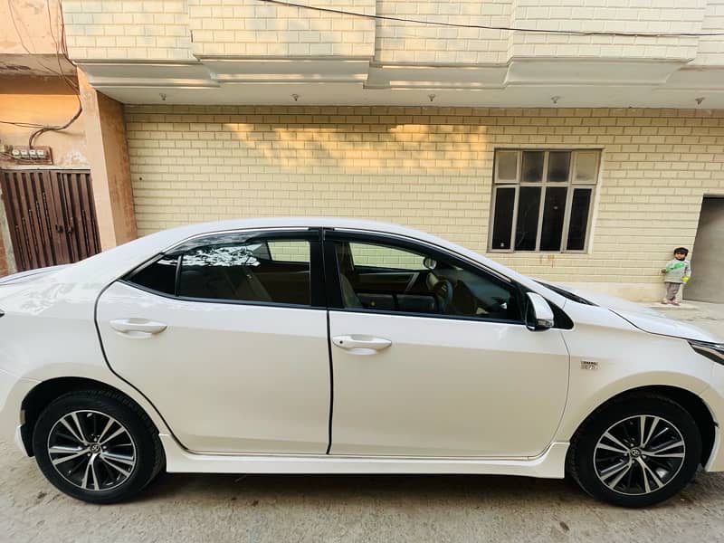 Toyota Corolla Altis 2019 3