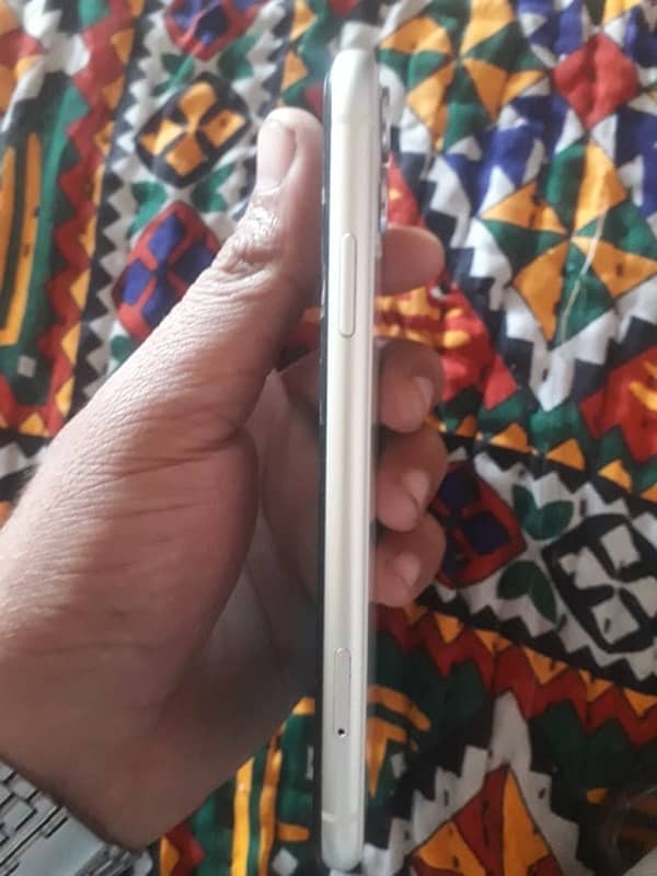 iPhone 11 non pta 128 Gb jv 1