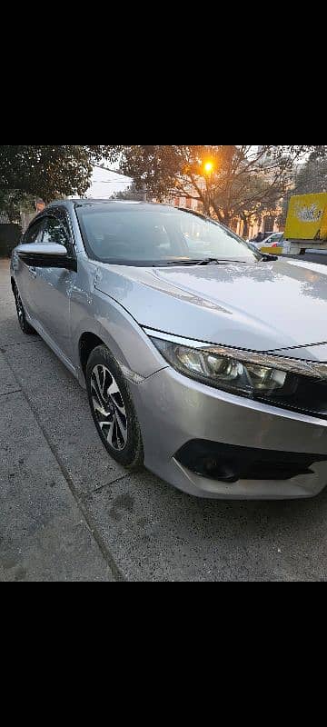 Honda Civic Oriel 2019 5