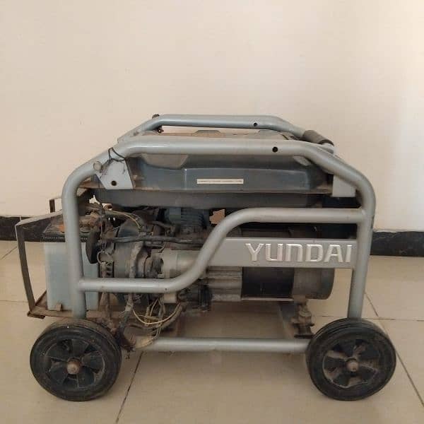 slightly used good conditioned generator 6