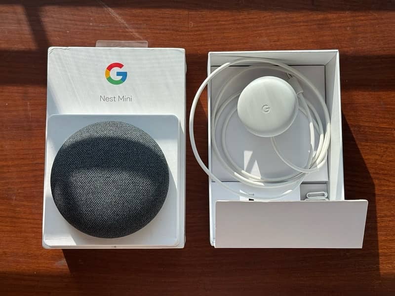 Google Nest Mini - 2nd Generation (Smart Speaker) 3