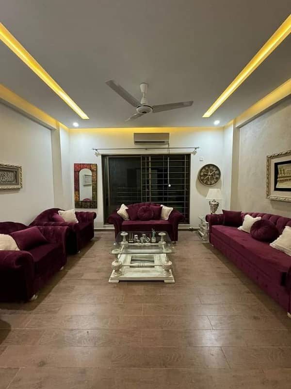 Brend New apartment for Sale in Askari 11 sec-D Lahore 0