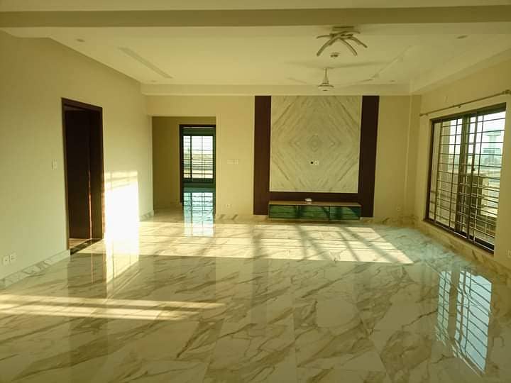 Brend New apartment for Sale in Askari 11 sec-D Lahore 6