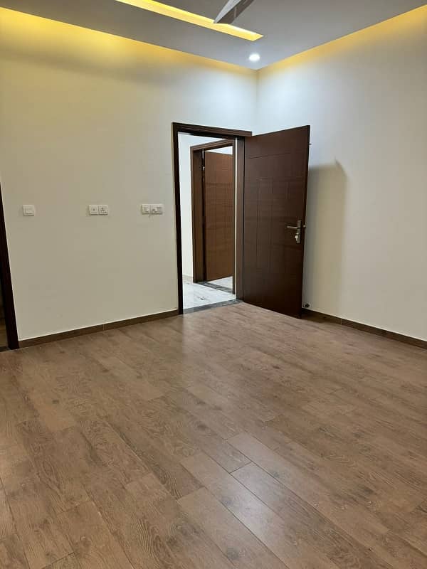 Brend New apartment for Sale in Askari 11 sec-D Lahore 23