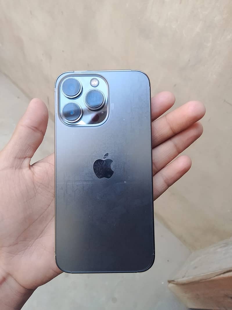 Apple iPhone 13 Pro 0