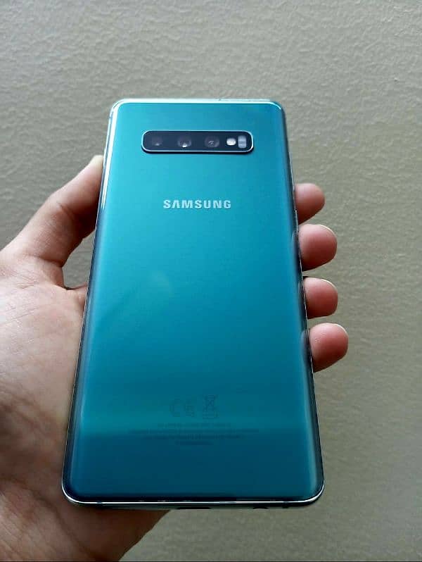 Samsung galaxy S10 Plus (8/128) GB 2