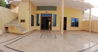 12 Marle house for sale in Ahmedpur East