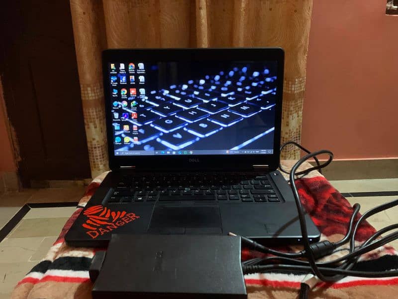 Dell laptop i5 5th generation sereas buyer contect kra plzz. 3