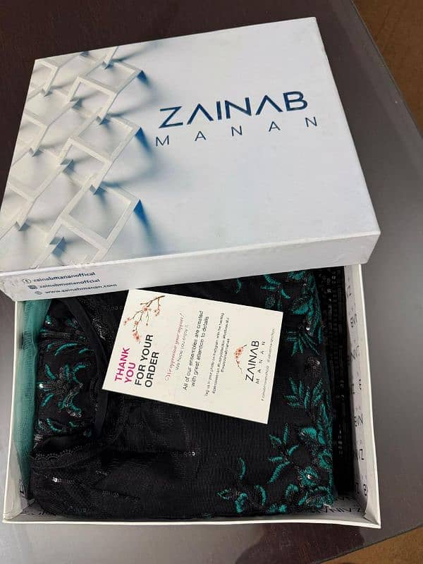 Zainab manan dress 1