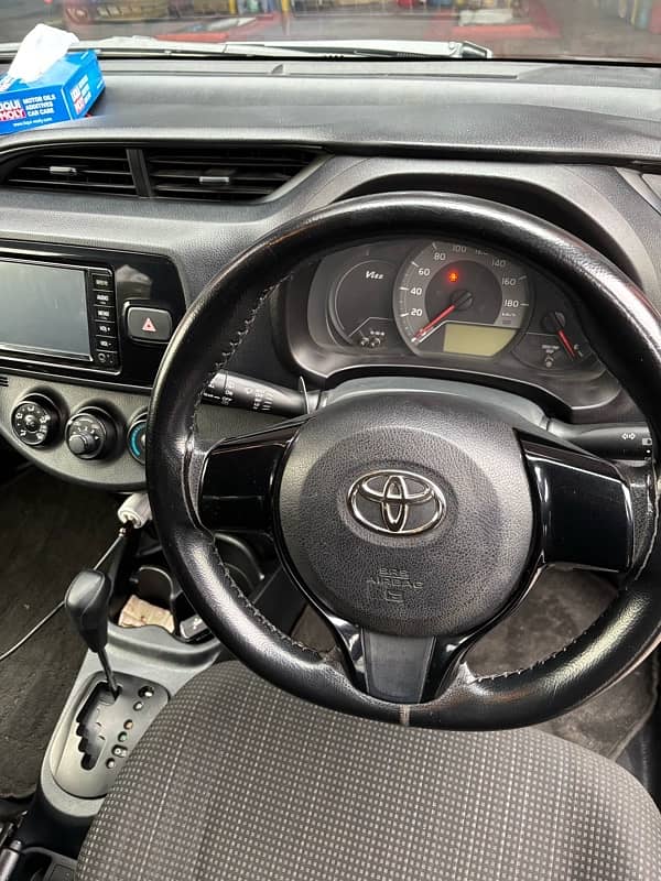 Toyota Vitz 2018 8