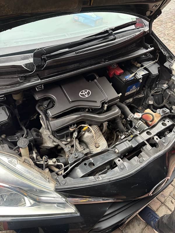 Toyota Vitz 2018 9