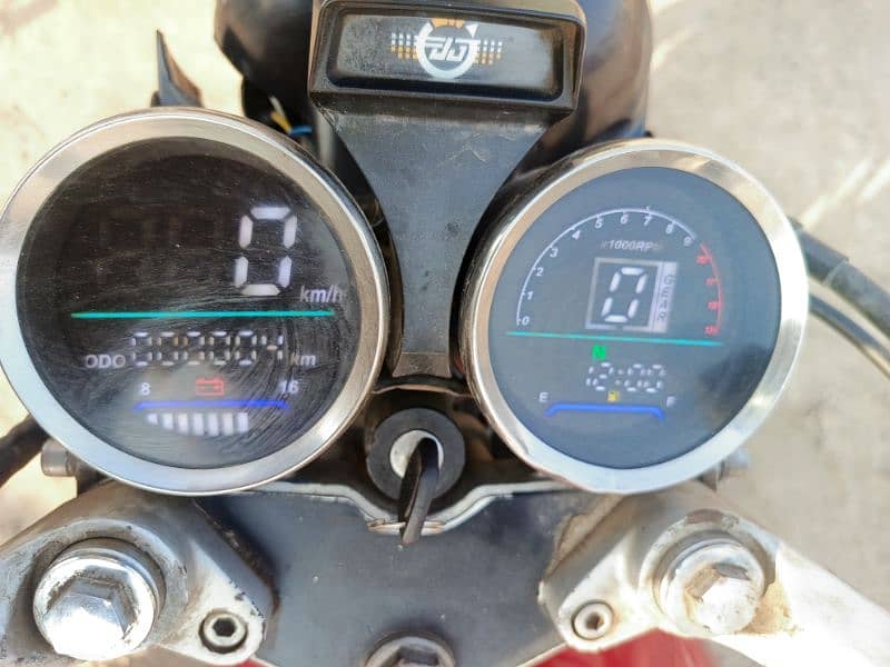 ravi piaggio for sell self start 0