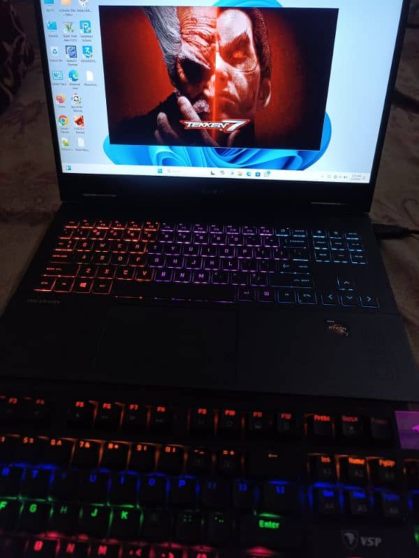 Hp Omen 15 (Ryzen 7 GTX 1660Ti 6gb 16gb ram 512gb ssd) 9