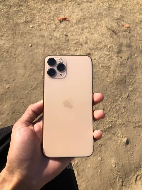 iphone 11 pro 2