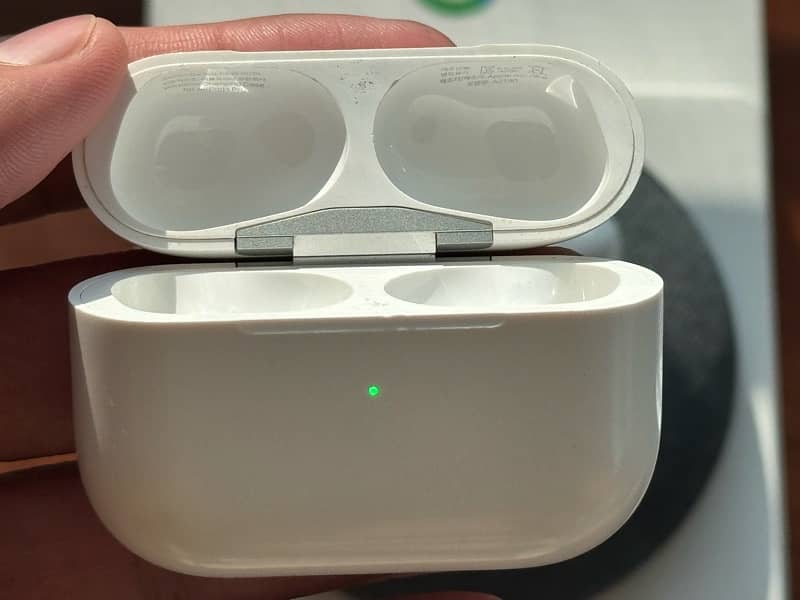 Apple AirPods Pro 1 (Original) 3