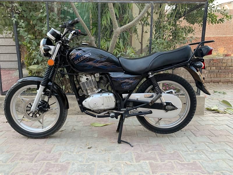 Suzuki  GS 150 Special Edition 2