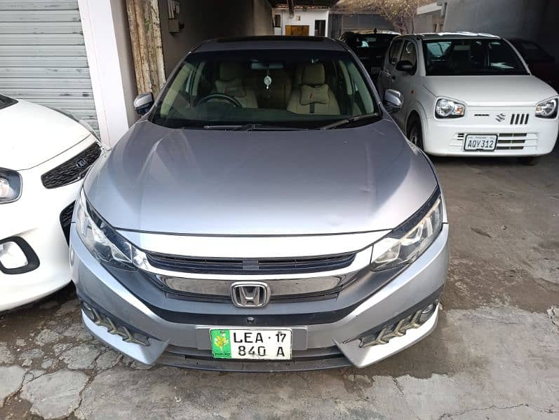 Honda Civic ivtec 1.8 UG 2017 0