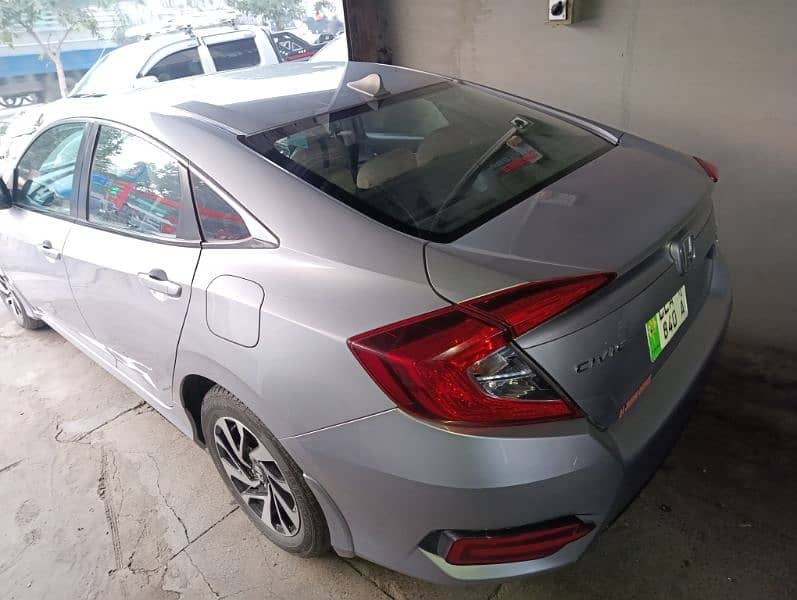 Honda Civic ivtec 1.8 UG 2017 4