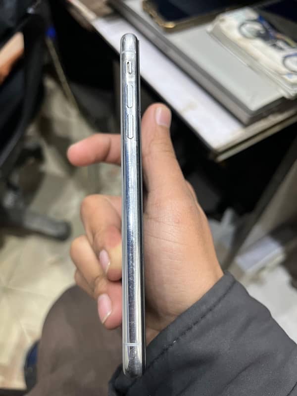 iPhone X pta 64 gb 5