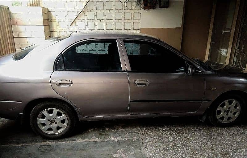 KIA Spectra 2001 0