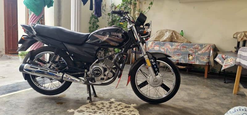 urgent sale yamaha 125z 0