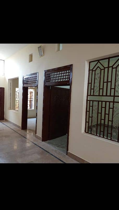 12 Marle house for sale in Ahmedpur East nazd chacha basti Chowk 17