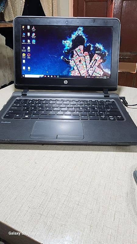 HP prO book i3 RAM 8GB/128 1