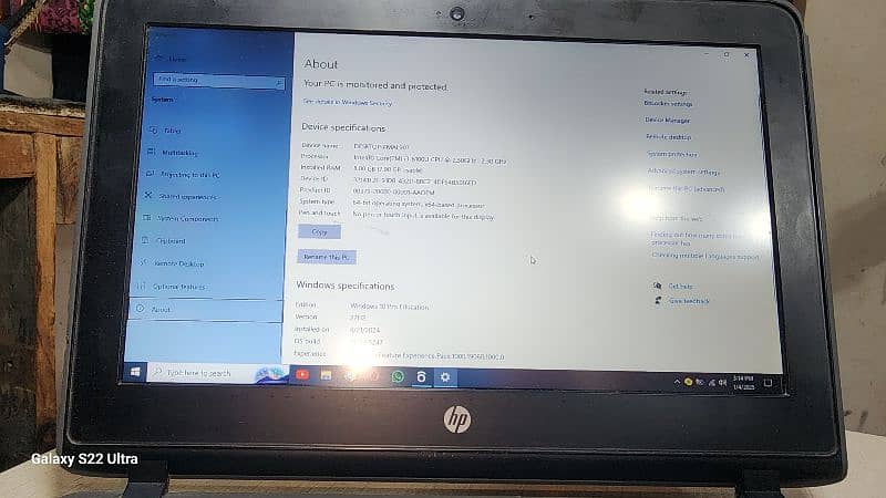 HP prO book i3 RAM 8GB/128 10