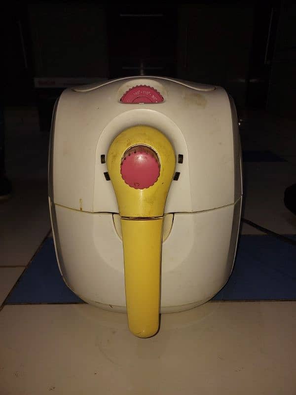 Geepas Airfryer good condition 0