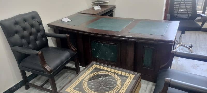 office executive tables for sale. 0