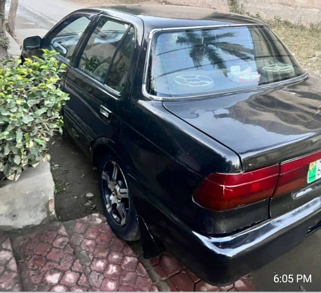 Mitsubishi Lancer 1990 5