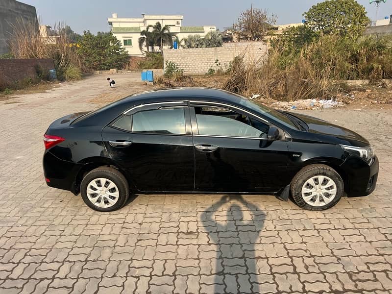 Toyota Corolla XLI 2015 3