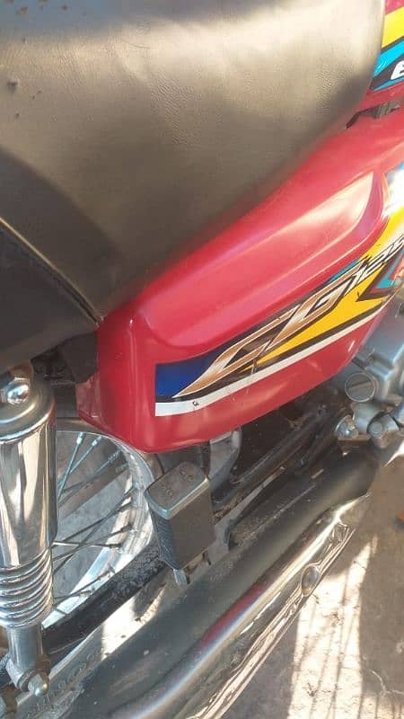 HONDA CG125 2018 | 125cc BIKE | HONDA in LAHORE | LESS DRIVE 3