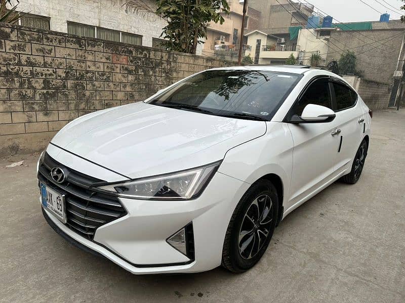 Hyundai Elantra 2022 12