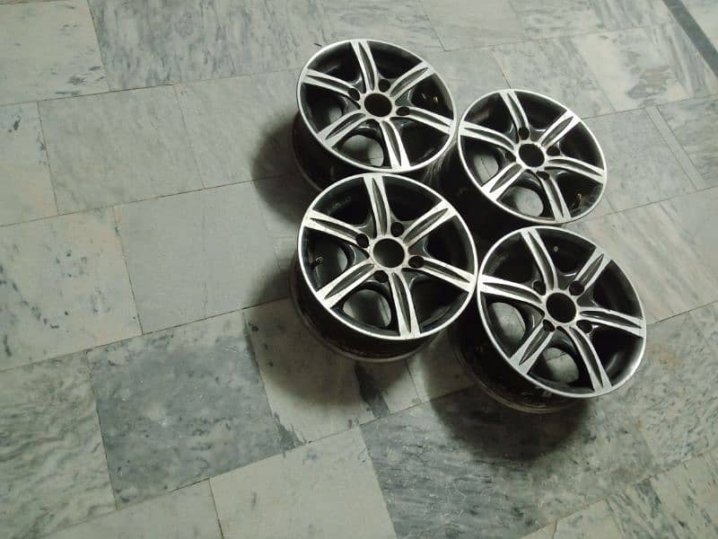 Alloy Wheels R13" 3