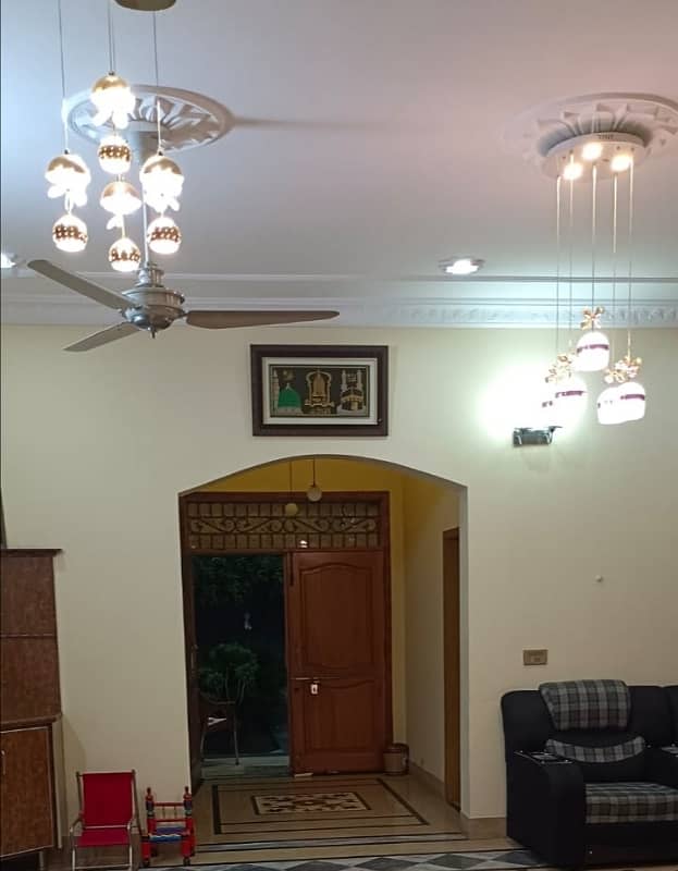 Single Storey 1 Kanal House Available In Marghzar Officers Colony For Sale 2